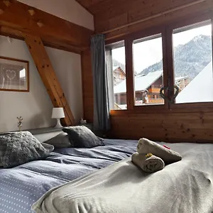 Hostel Central Hostel Chatel, Chatel